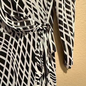 Anne Klein Monochrome Long Sleeve Dress
